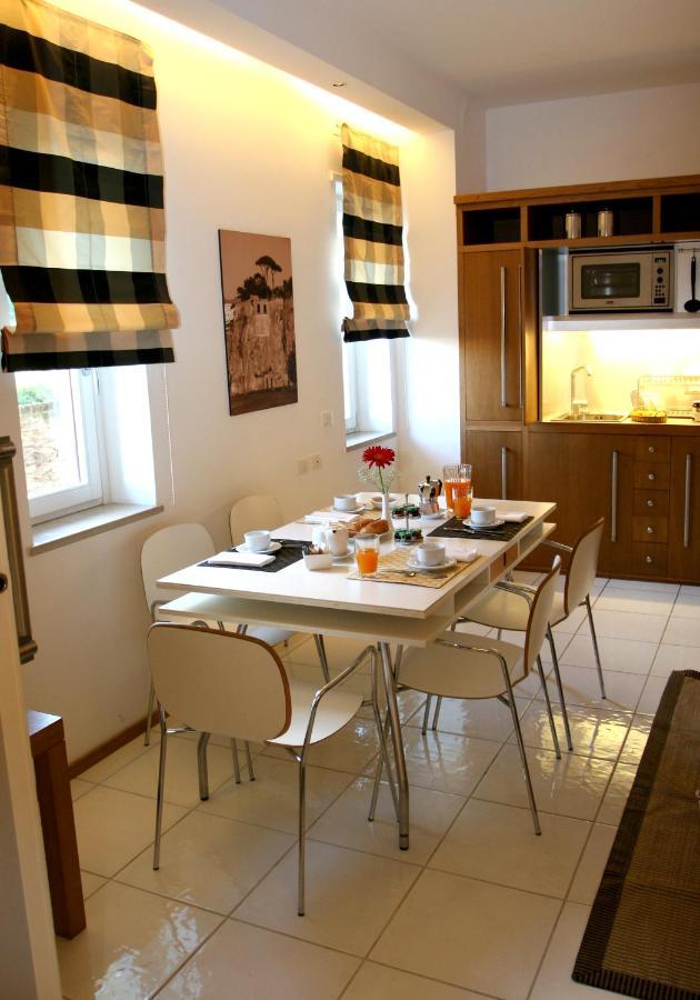 Rota Suites Sorrento Bagian luar foto
