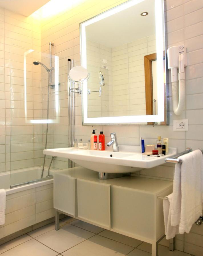 Rota Suites Sorrento Bagian luar foto