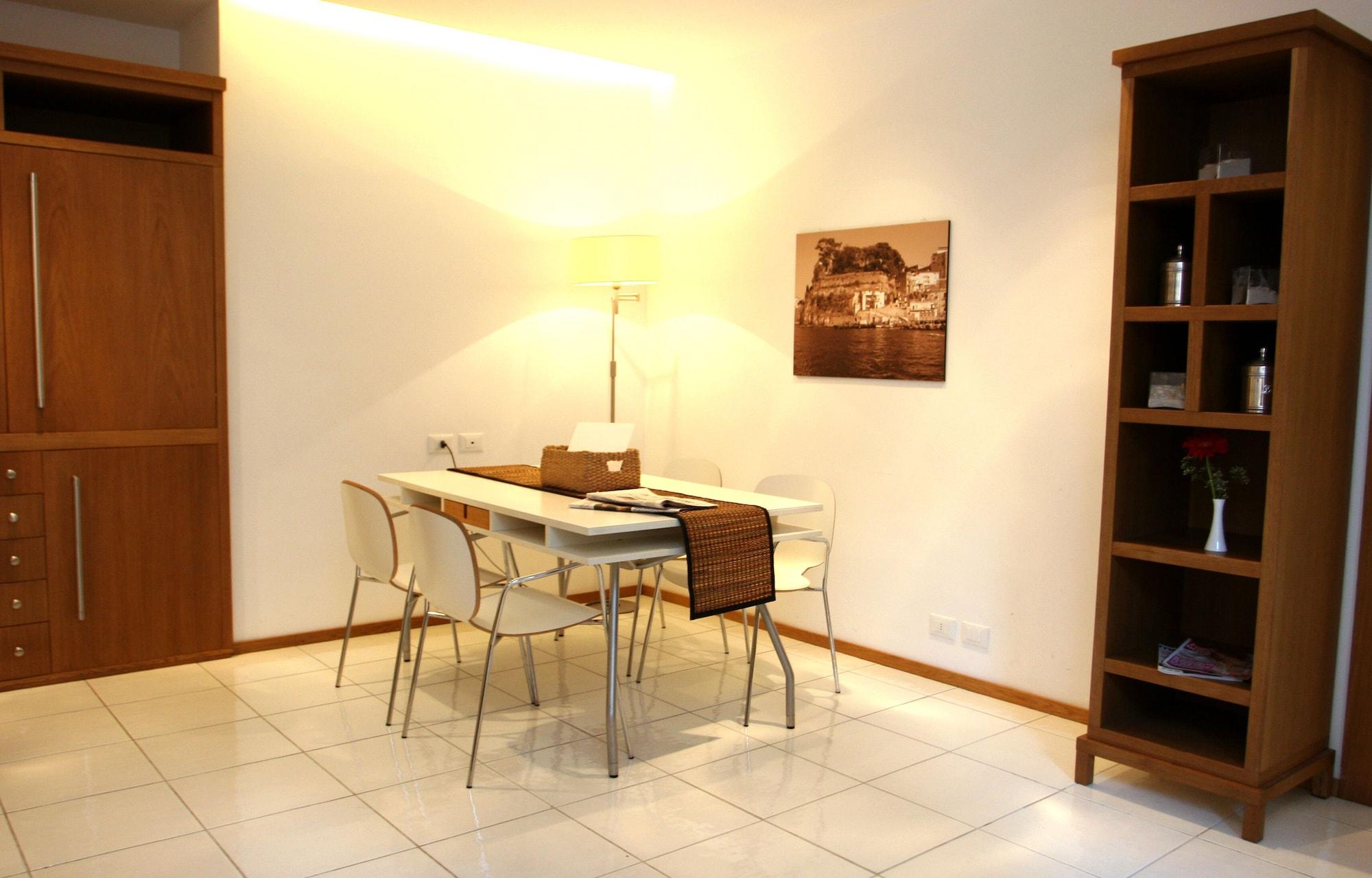 Rota Suites Sorrento Bagian luar foto
